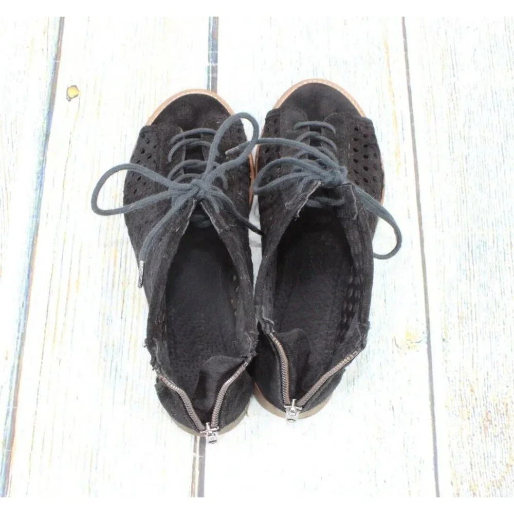 Musse & Cloud Black Suede Aiden Perforated Peep Toe Lace Up Boots Size 8 - Picture 6 of 9